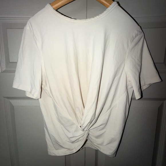Lululemon Athletica Crescent Twist Knot T-Shirt Women’s size 6 Natural Ivory - Picture 2 of 8